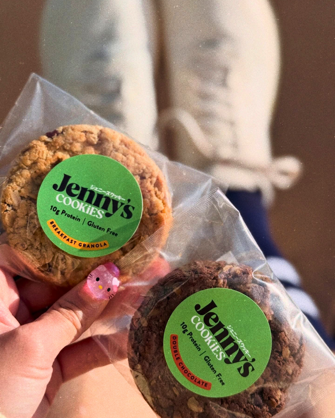 Jenny’s Cookies ダブルチョコレートとブレックファストグラノーラ